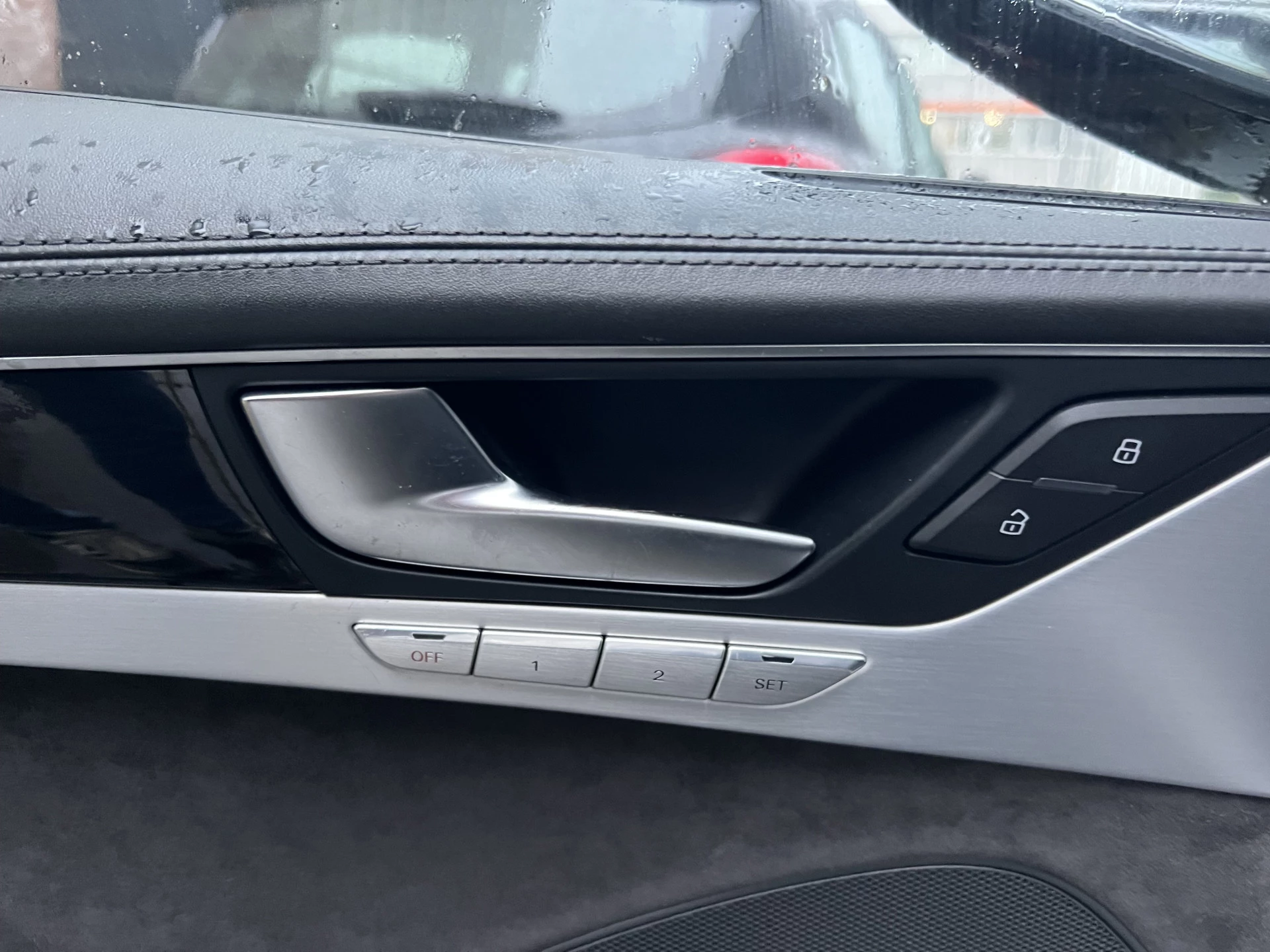 Hoofdafbeelding Audi A8