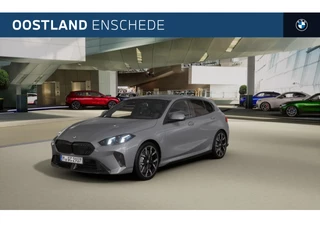 Hoofdafbeelding BMW 1 Serie BMW 1 Serie 120 High Executive M Sport Automaat / Panoramadak / Parking Assistant Professional / Adaptieve LED / M Adaptief onderstel / Comfort Access