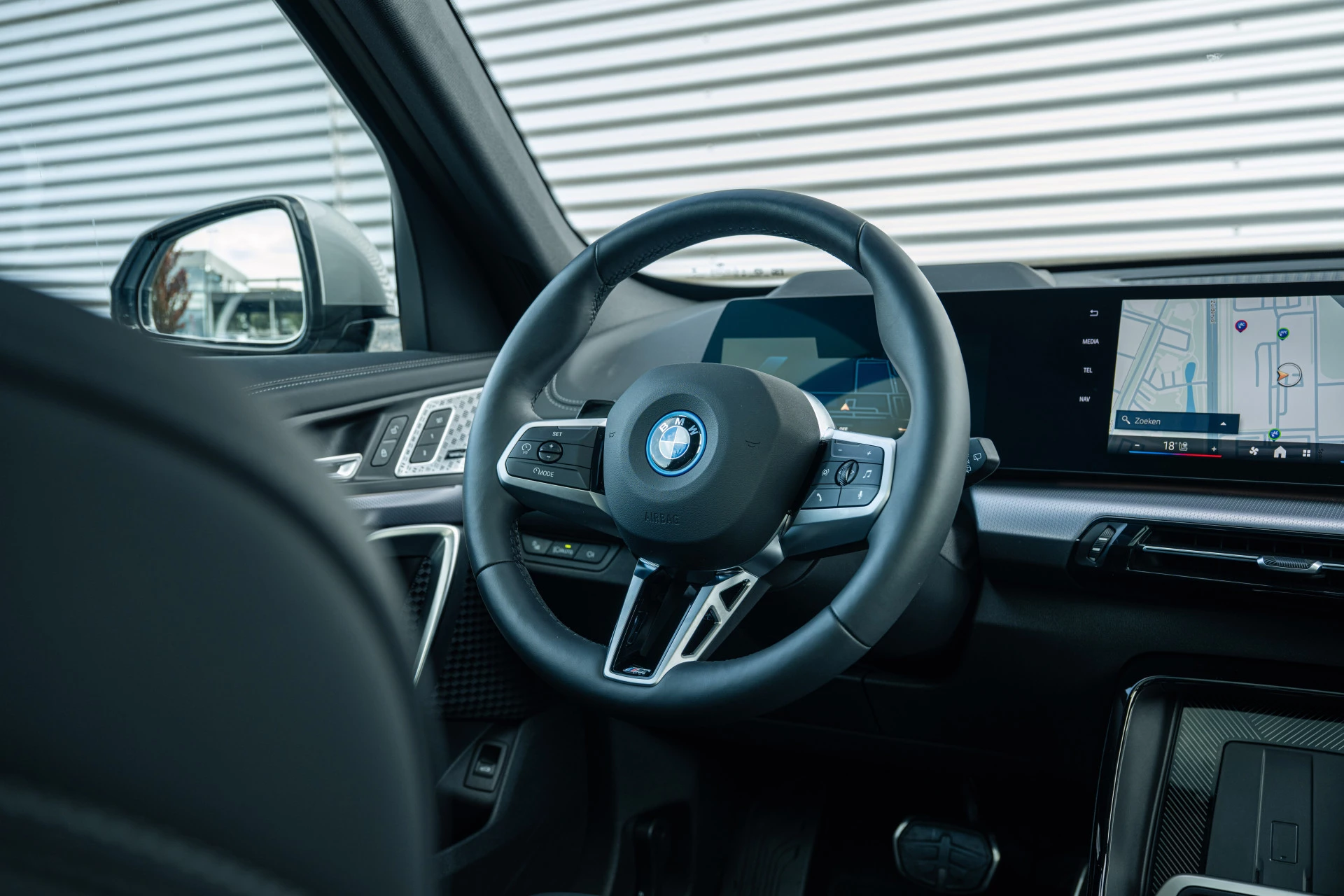 Hoofdafbeelding BMW iX1