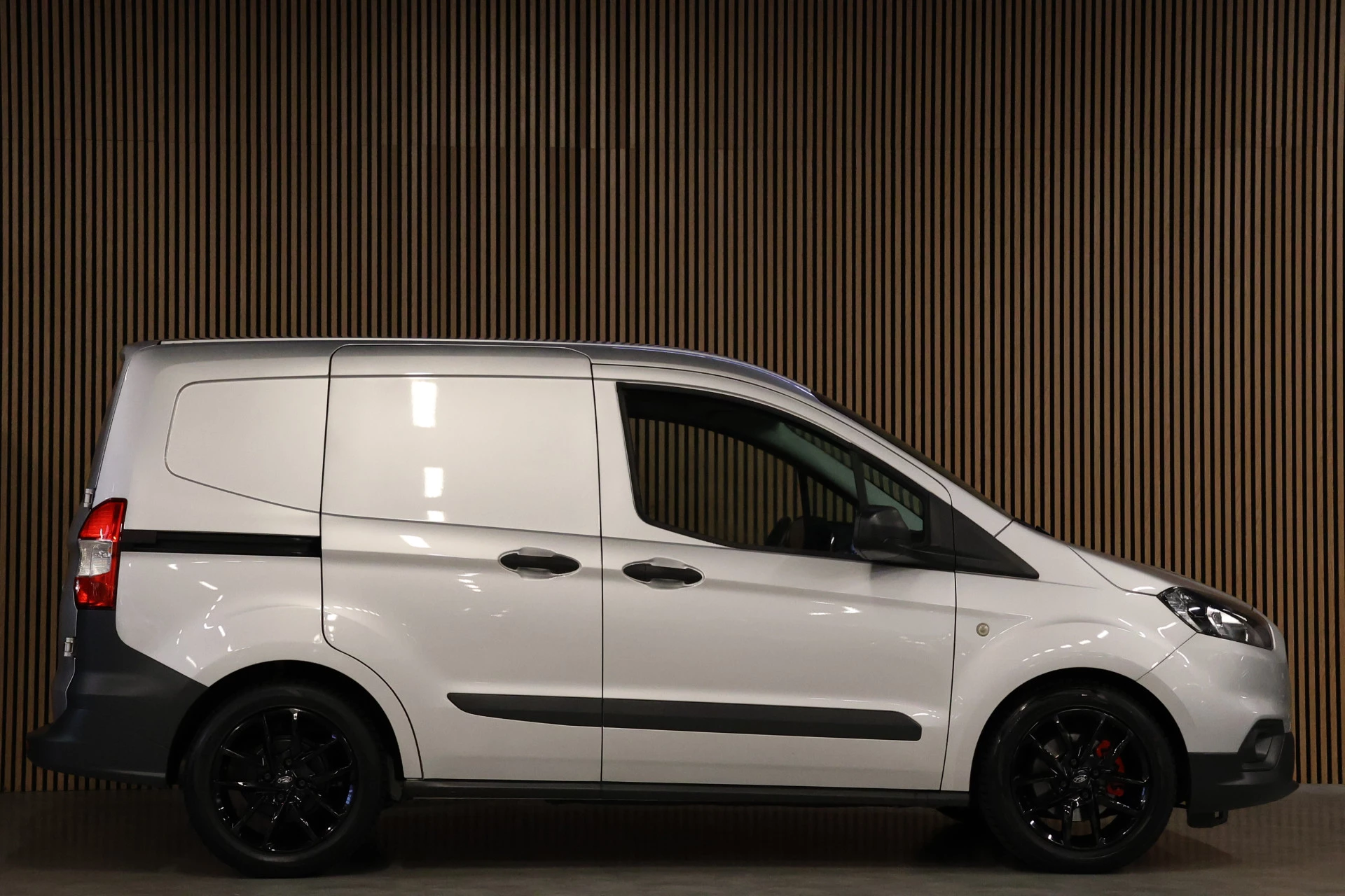 Hoofdafbeelding Ford Transit Courier