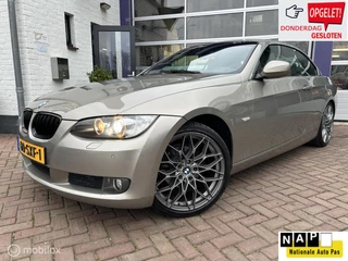 BMW 3-serie Cabrio 320i * ELECTRISCH DAK *LEDER * NAVIGATIE
