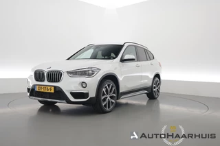BMW X1 sDrive20i Orange Edition III | Rijklaar! | Orig. NL | HUD | Leder | Camera+PDC | Dig. Cockpit | Cruise | Stoelverw. | NAV | Climate | Elek. Klep | LED | 19'' V