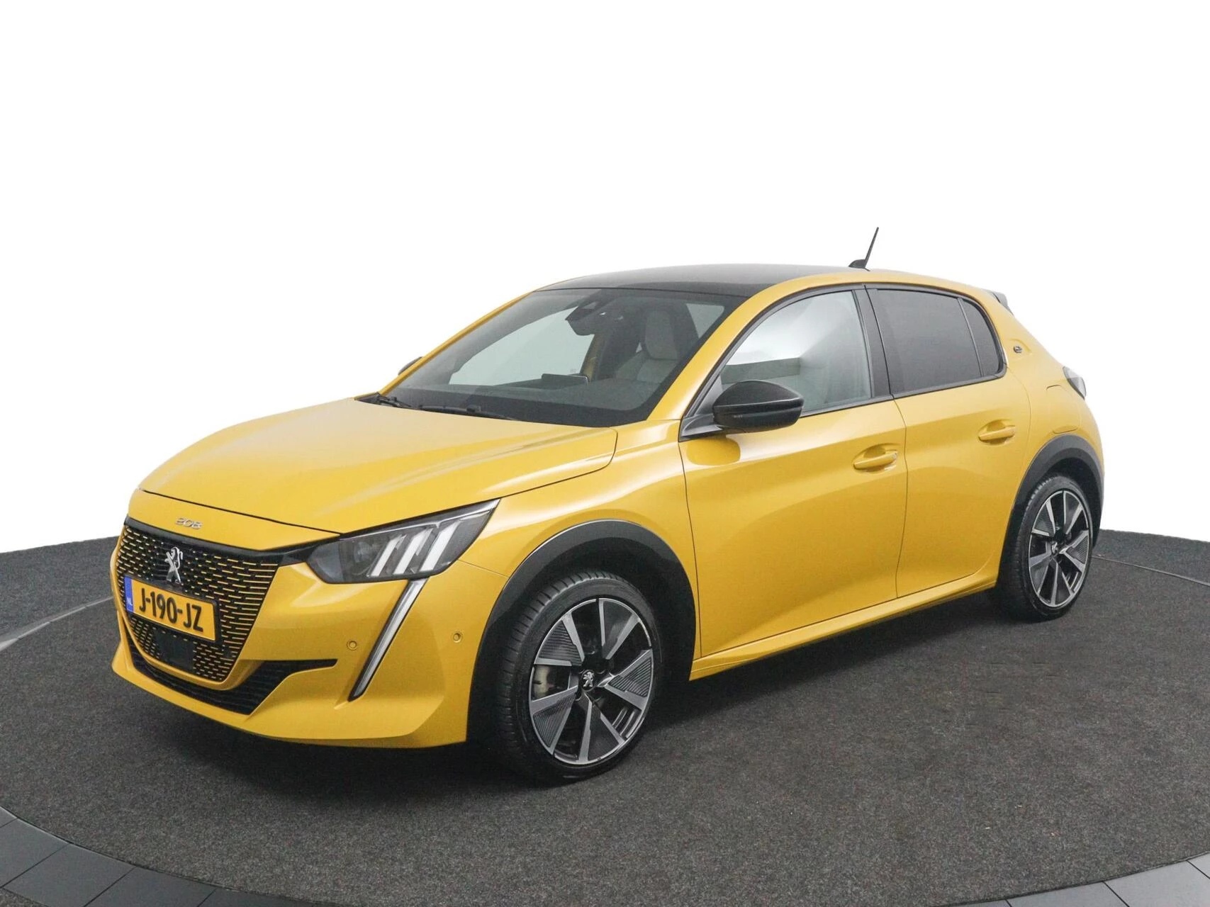 Hoofdafbeelding Peugeot e-208