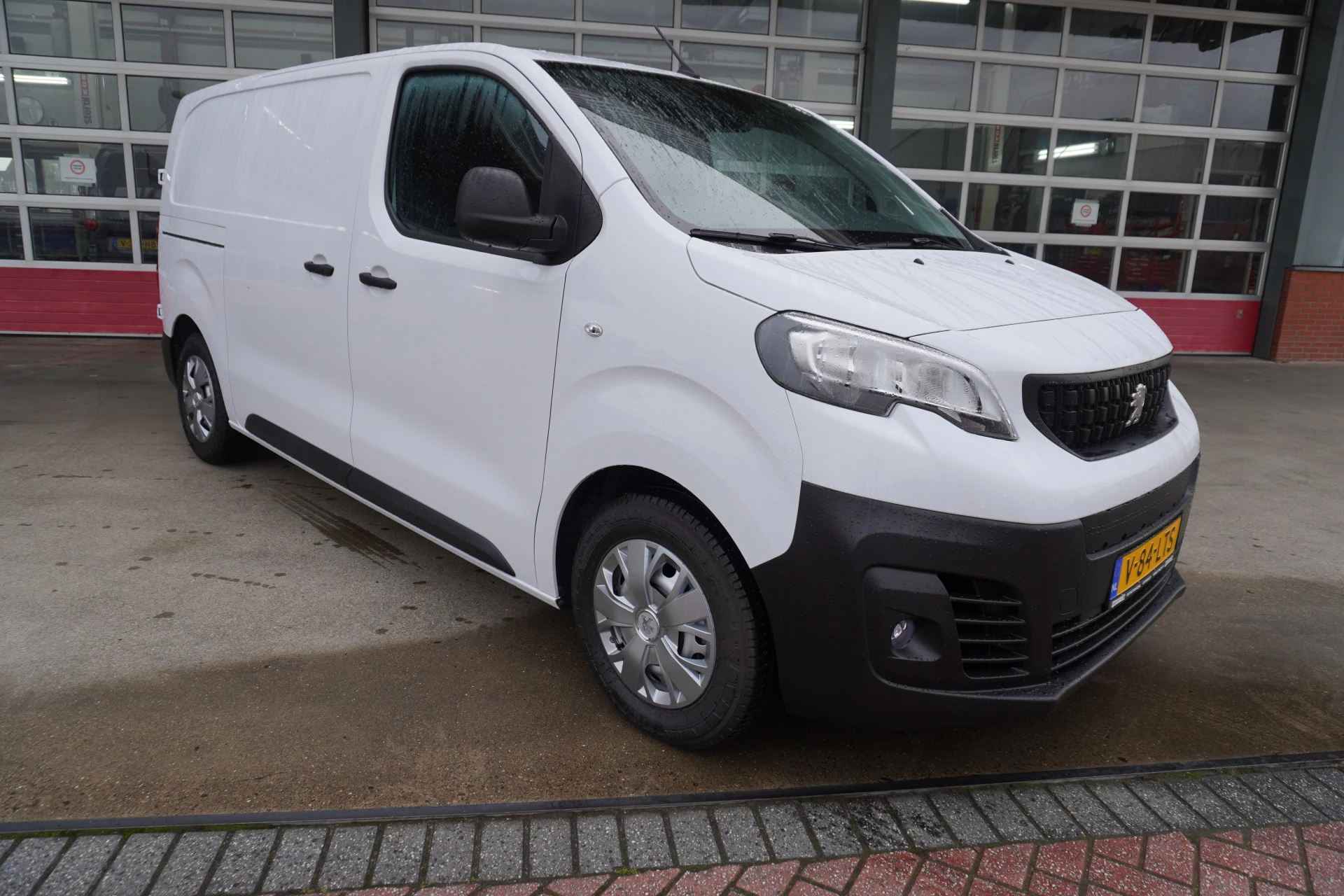 Hoofdafbeelding Peugeot e-Expert