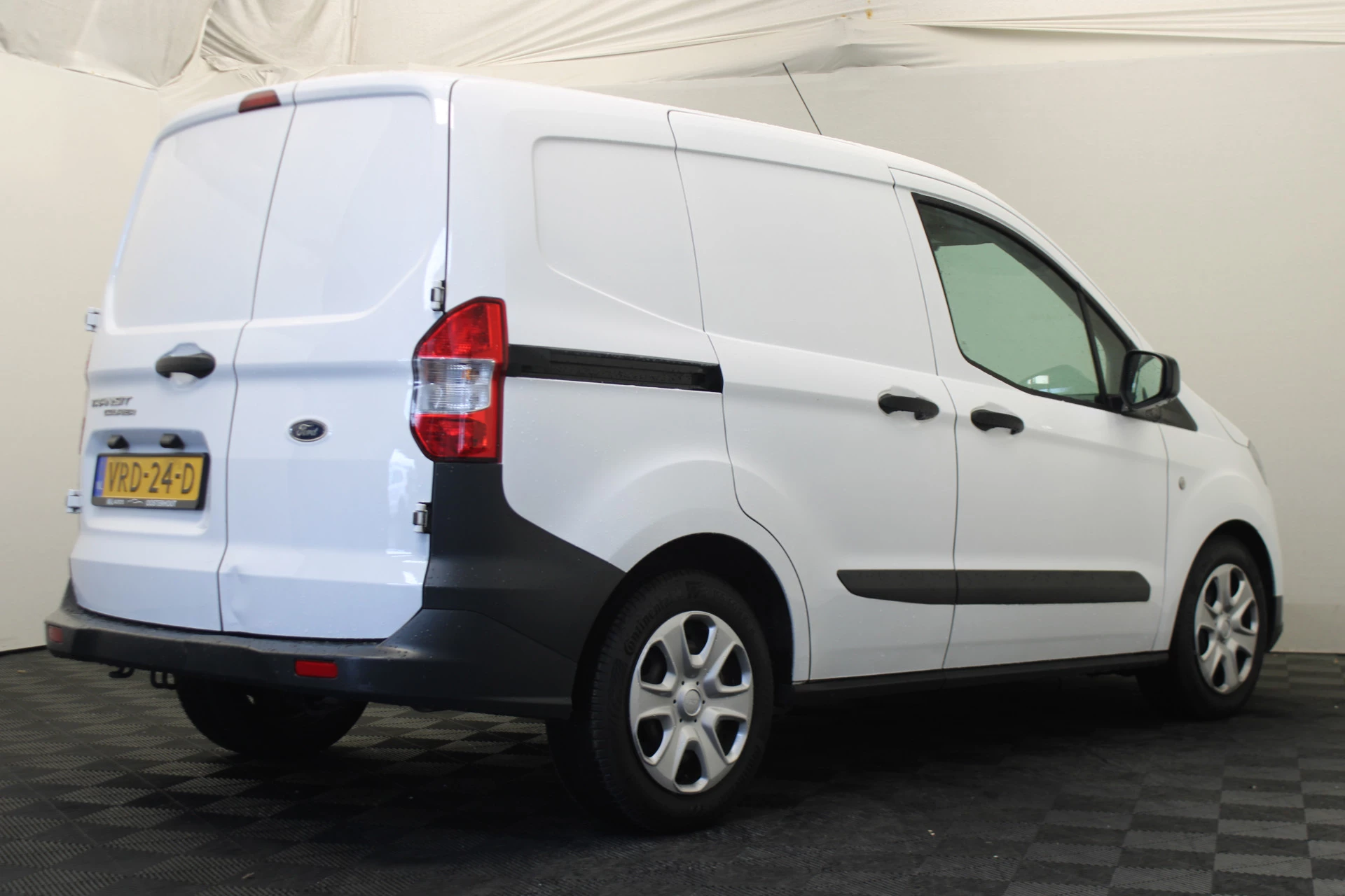 Hoofdafbeelding Ford Transit Courier