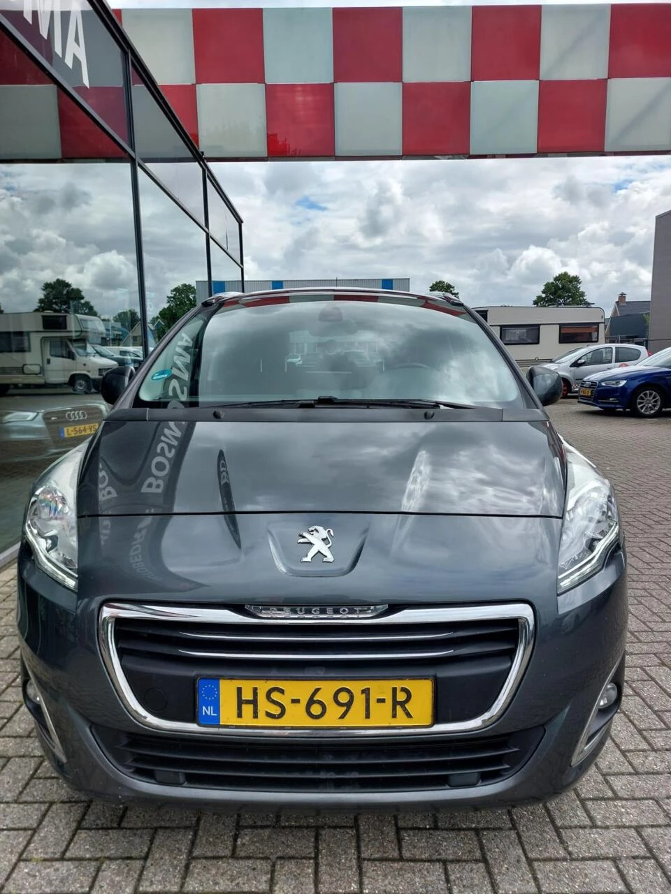 Hoofdafbeelding Peugeot 5008
