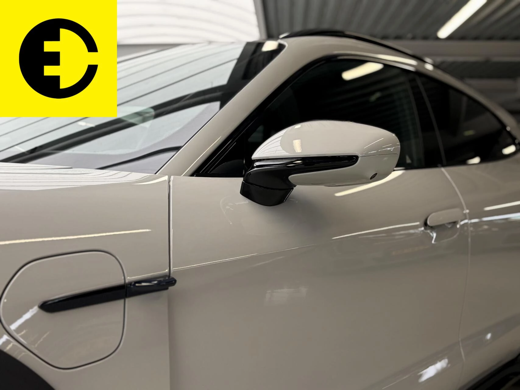 Hoofdafbeelding Porsche Taycan