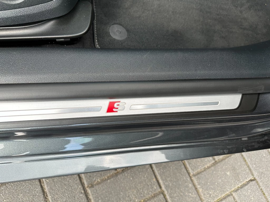 Hoofdafbeelding Audi S5