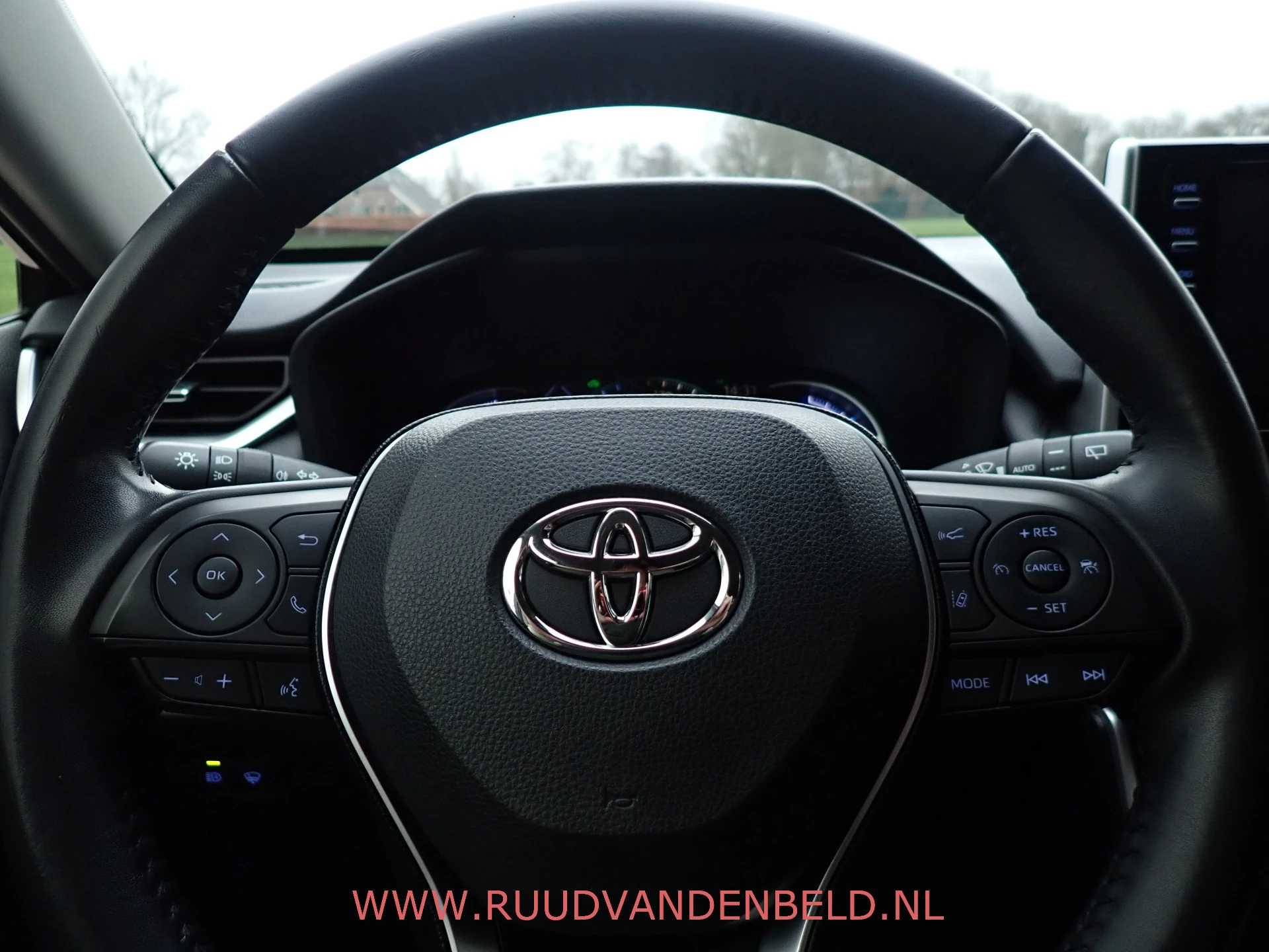 Hoofdafbeelding Toyota RAV4