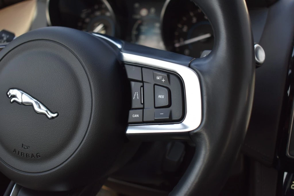 Hoofdafbeelding Jaguar F-PACE