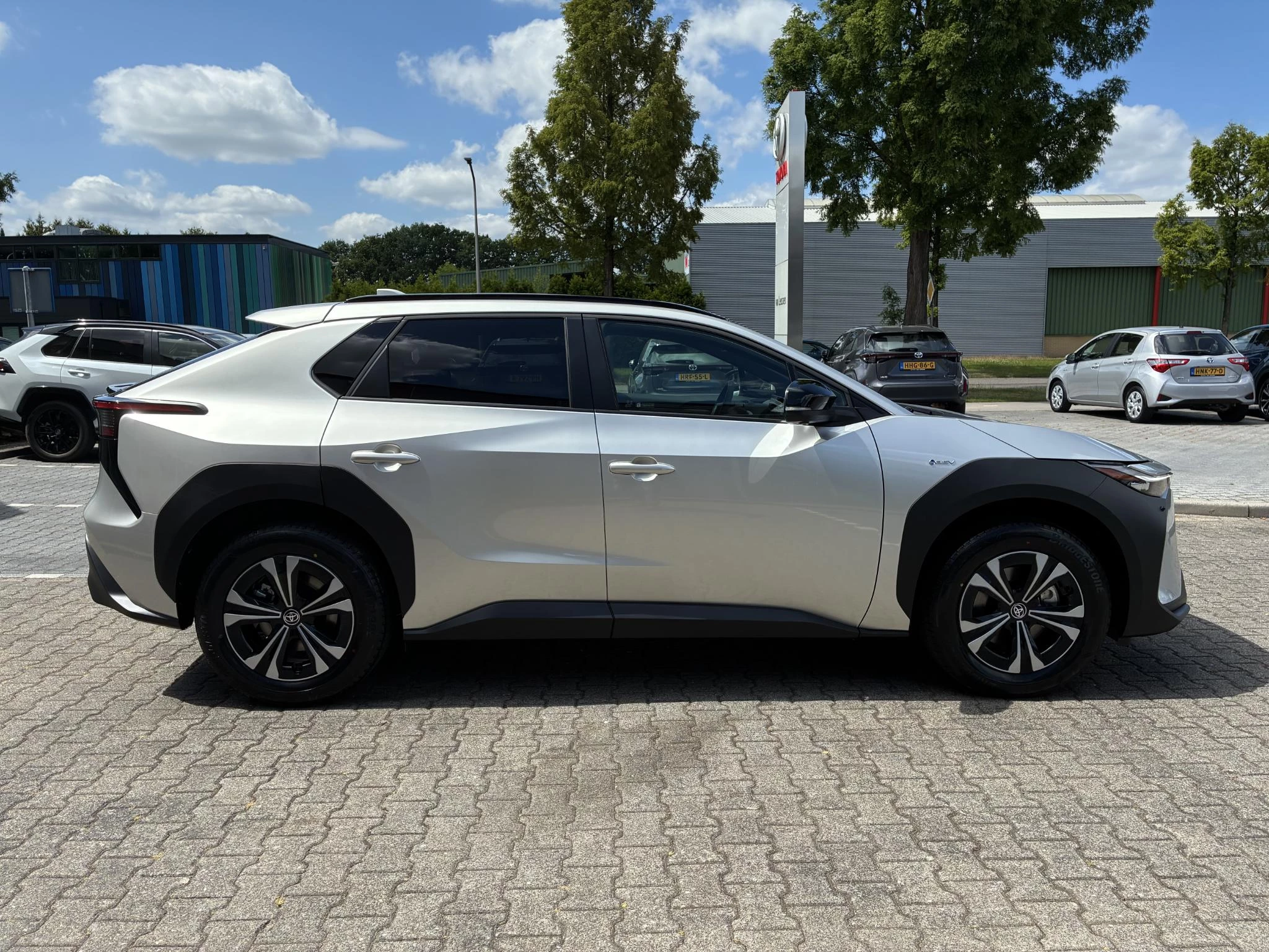 Hoofdafbeelding Toyota bZ4X