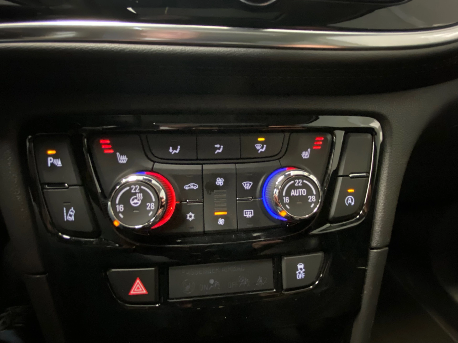 Hoofdafbeelding Opel Mokka X
