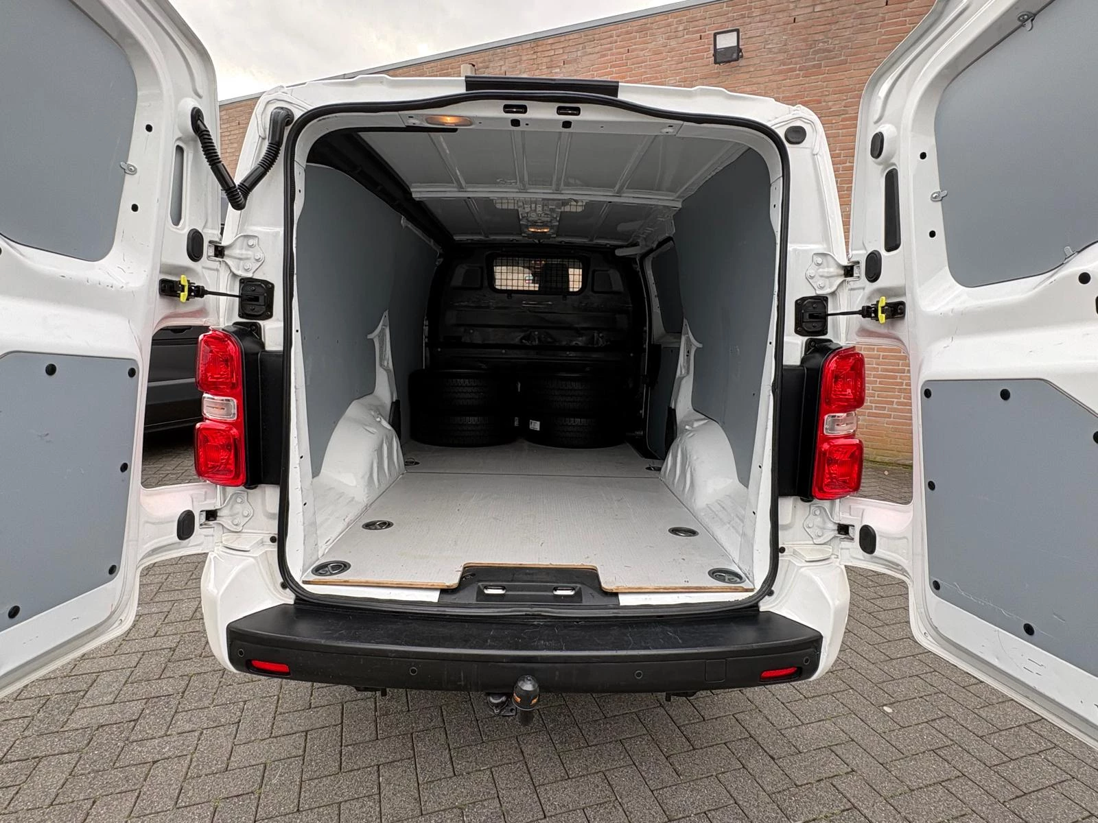 Hoofdafbeelding Peugeot Expert