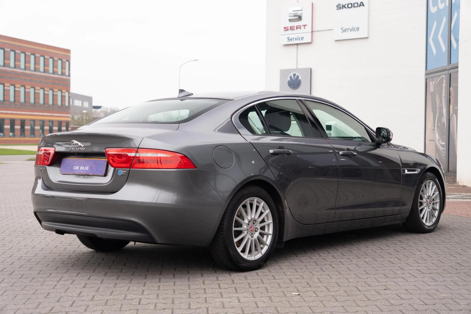 Hoofdafbeelding Jaguar XE