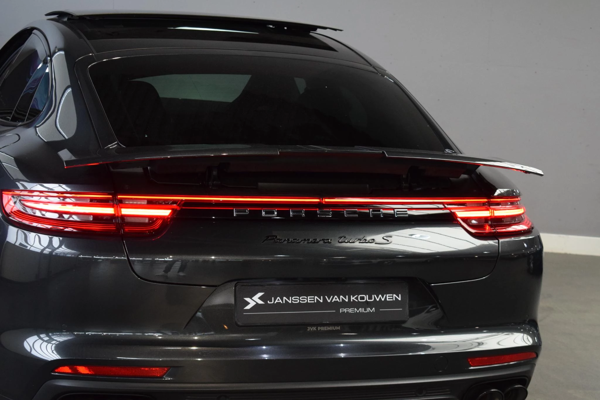 Hoofdafbeelding Porsche Panamera