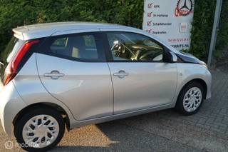 Toyota Aygo 1.0 VVT-i x-play automaat