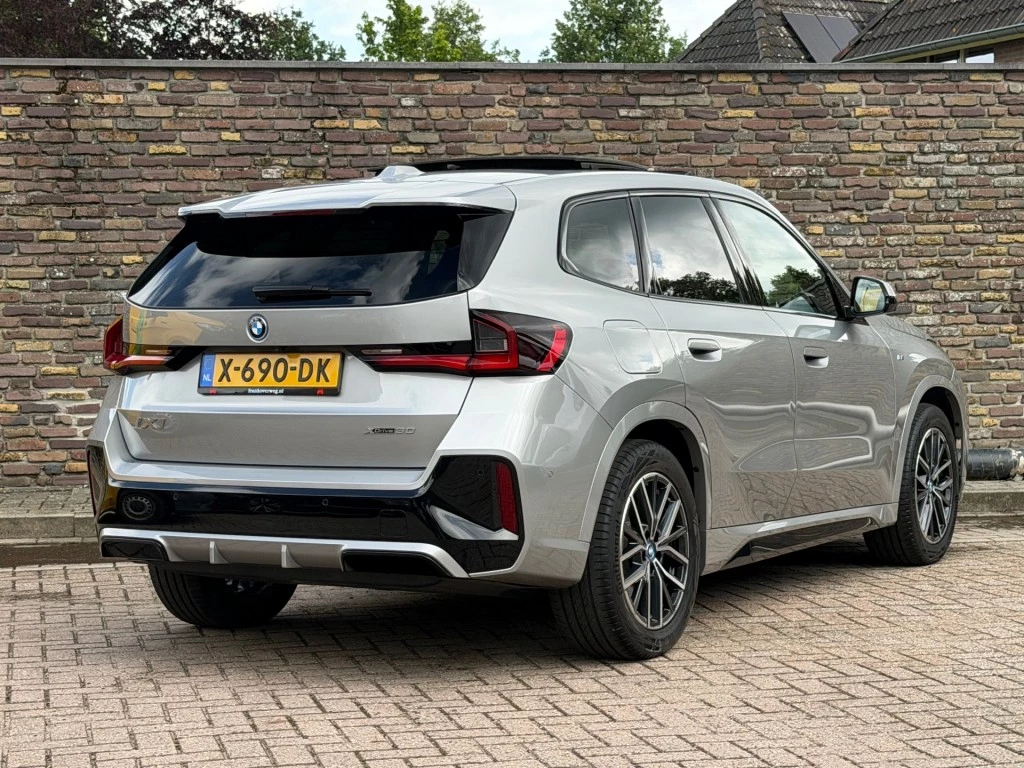 Hoofdafbeelding BMW iX1