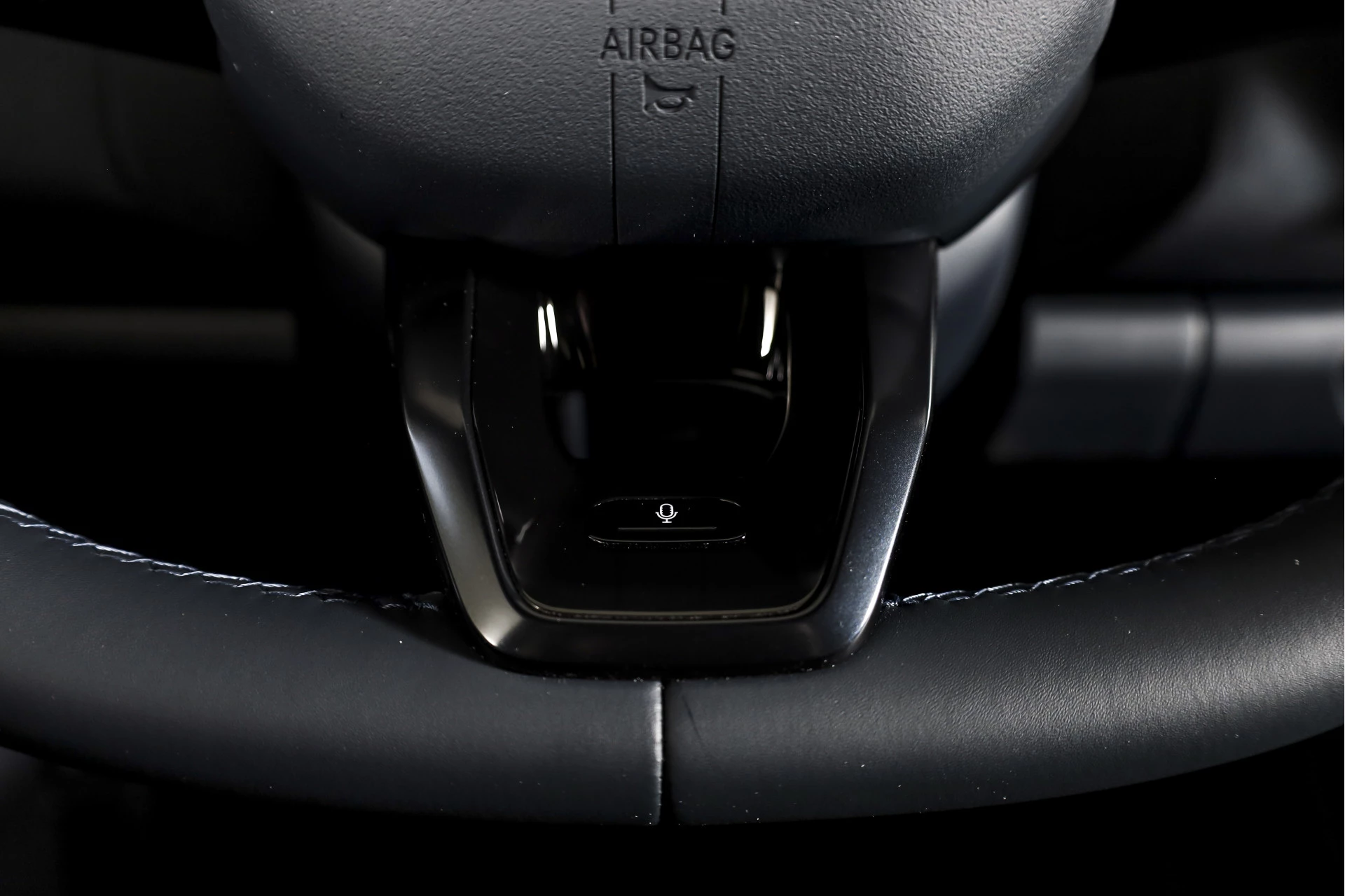 Hoofdafbeelding Lynk & Co 08