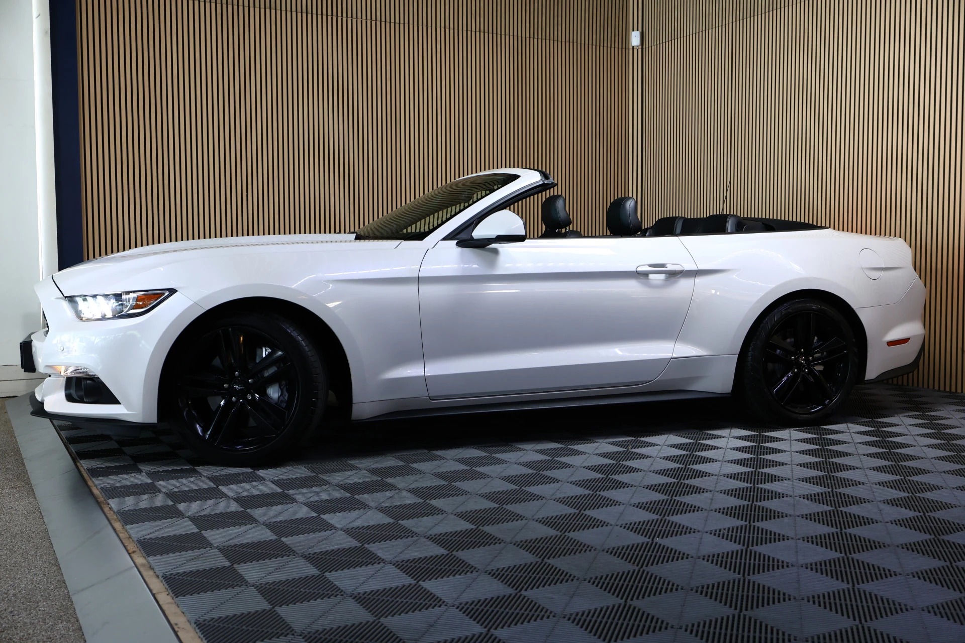 Hoofdafbeelding Ford Mustang