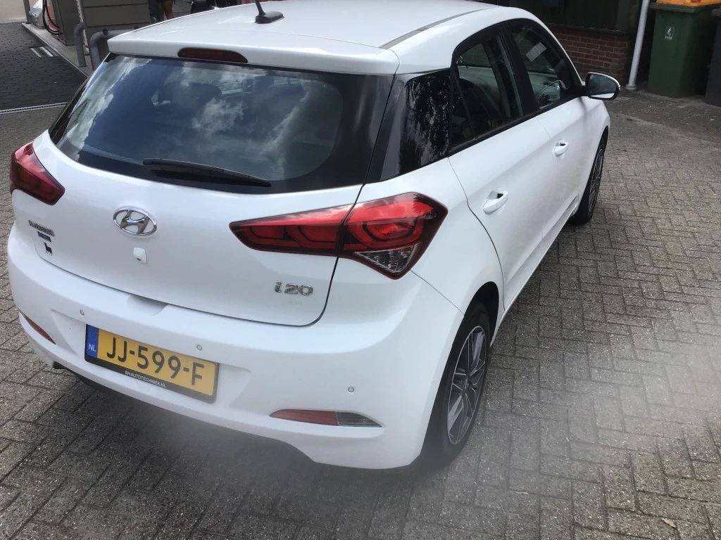 Hoofdafbeelding Hyundai i20