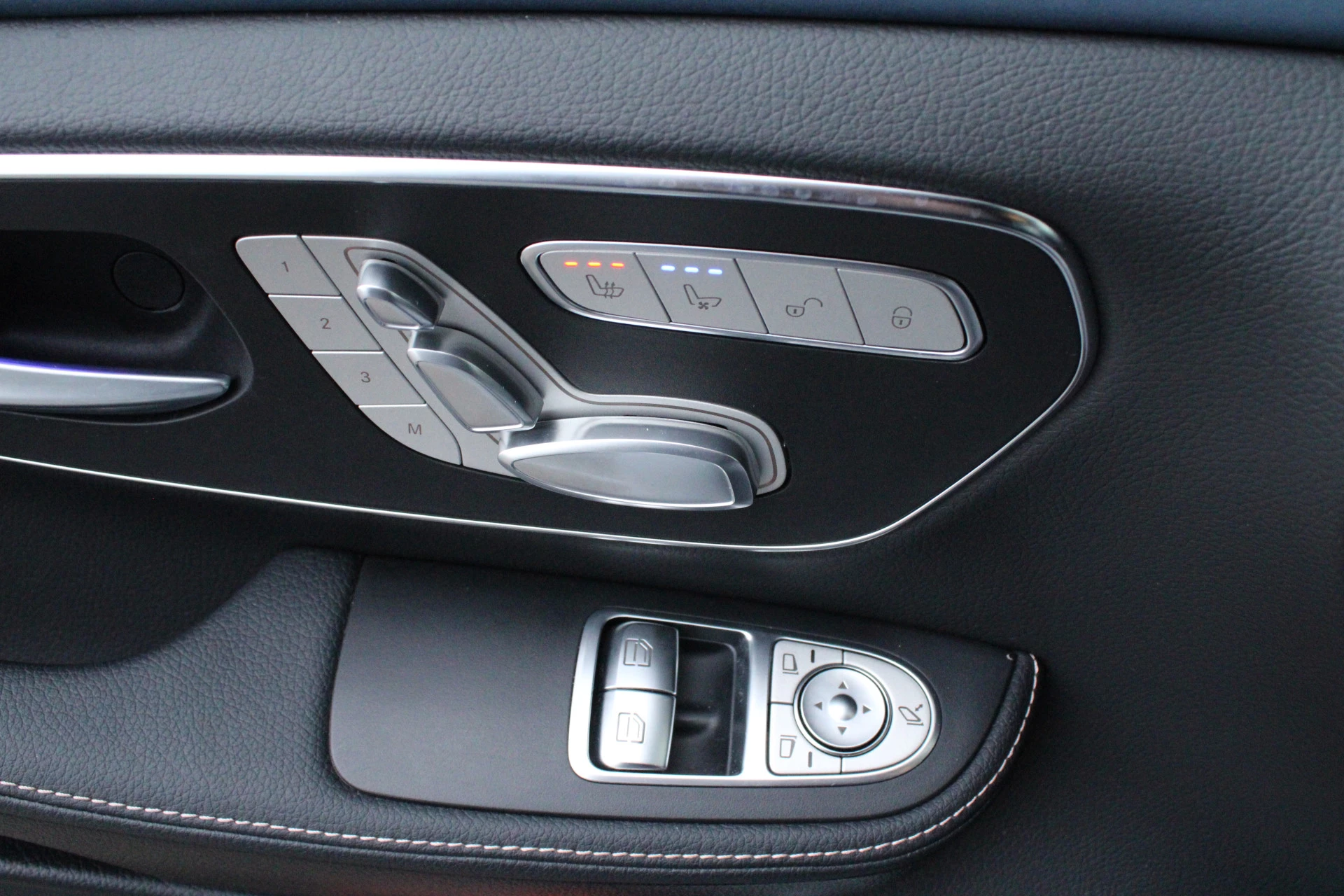 Hoofdafbeelding Mercedes-Benz EQV