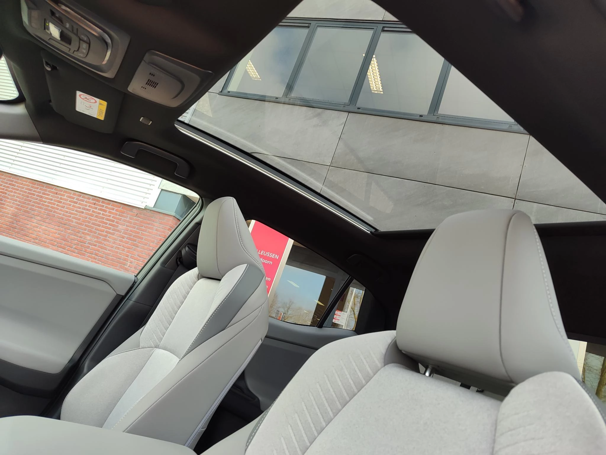 Hoofdafbeelding Toyota C-HR+