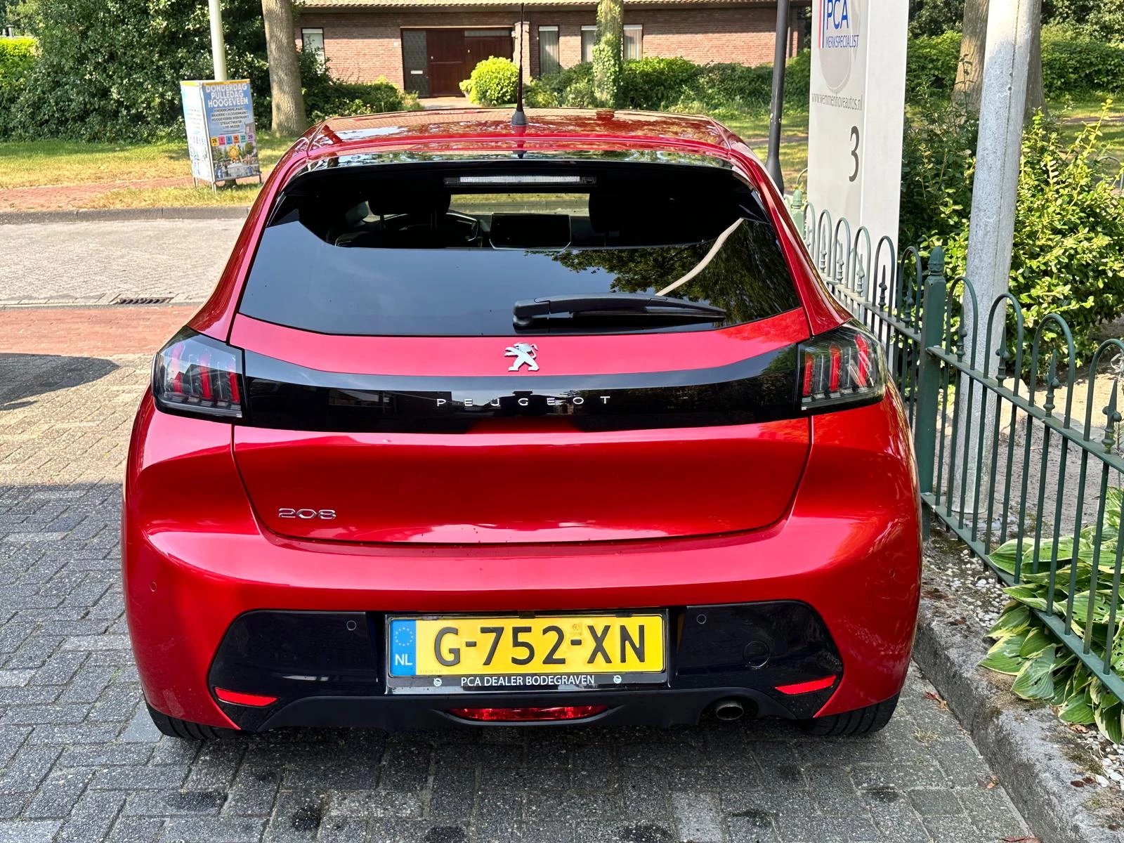 Hoofdafbeelding Peugeot 208