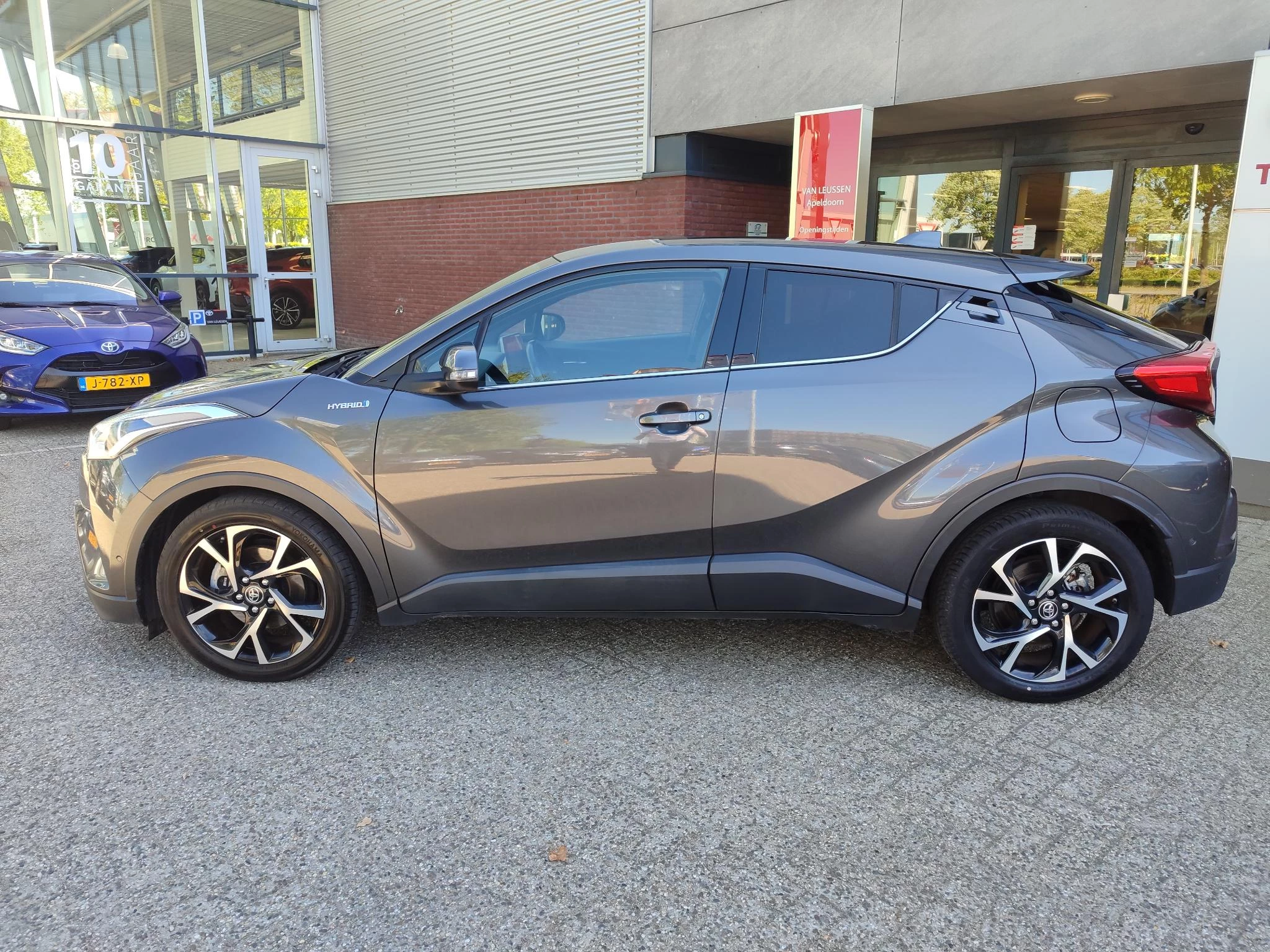 Hoofdafbeelding Toyota C-HR