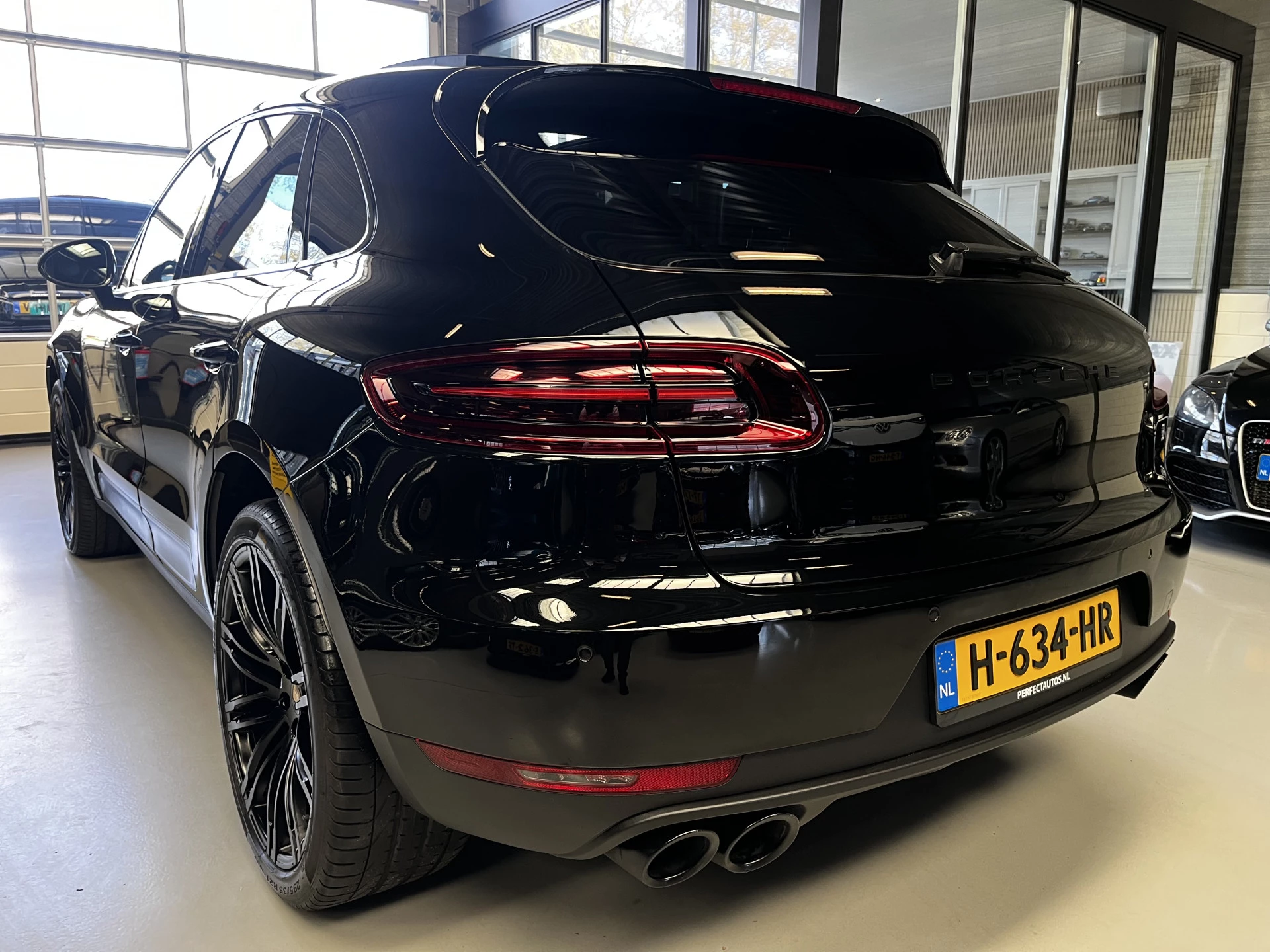Hoofdafbeelding Porsche Macan