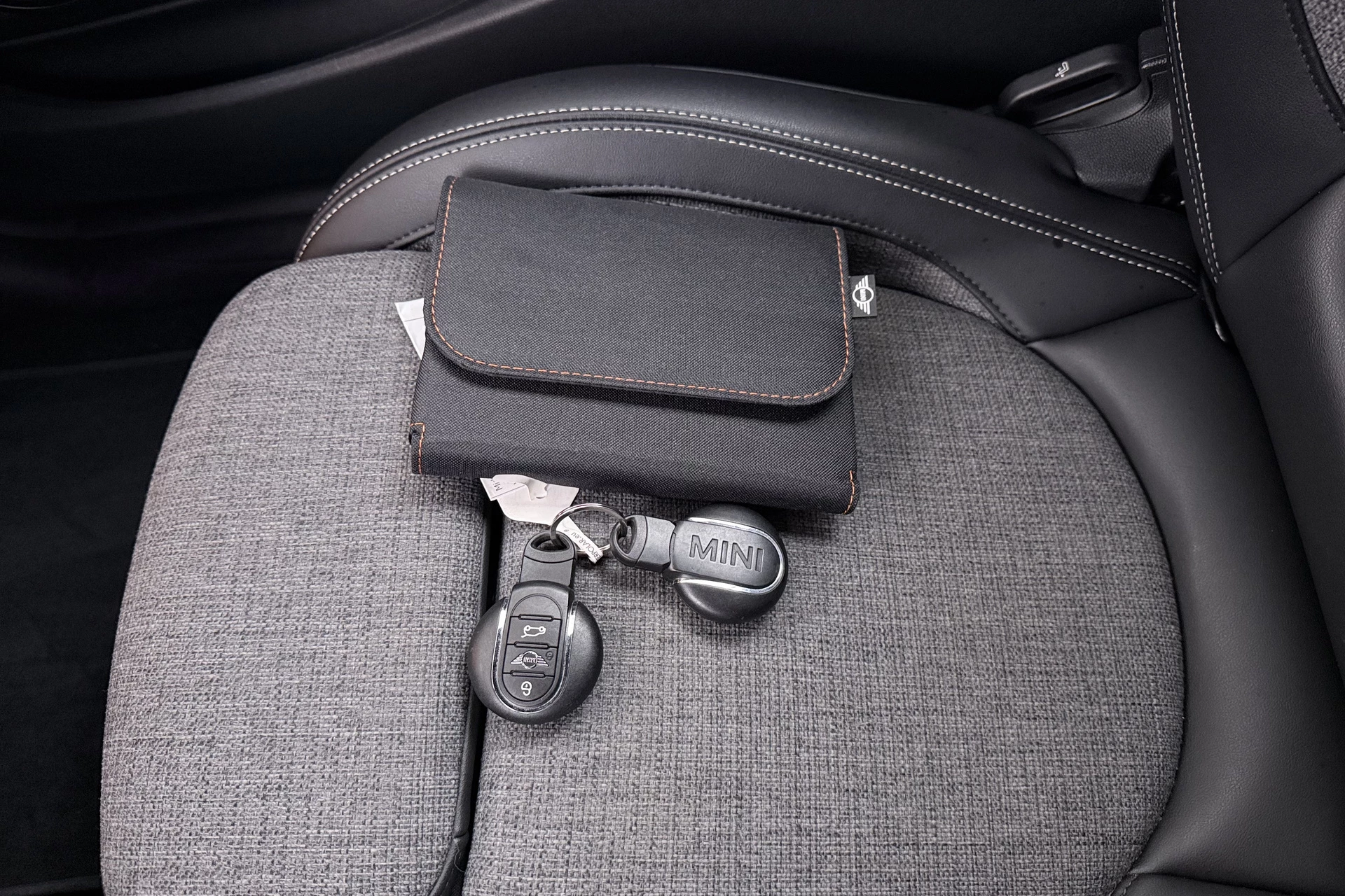 Hoofdafbeelding MINI Cooper Cabrio