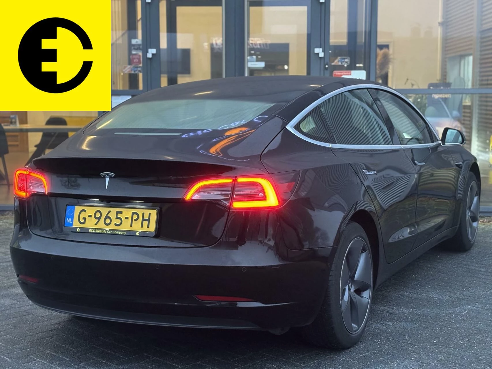 Hoofdafbeelding Tesla Model 3