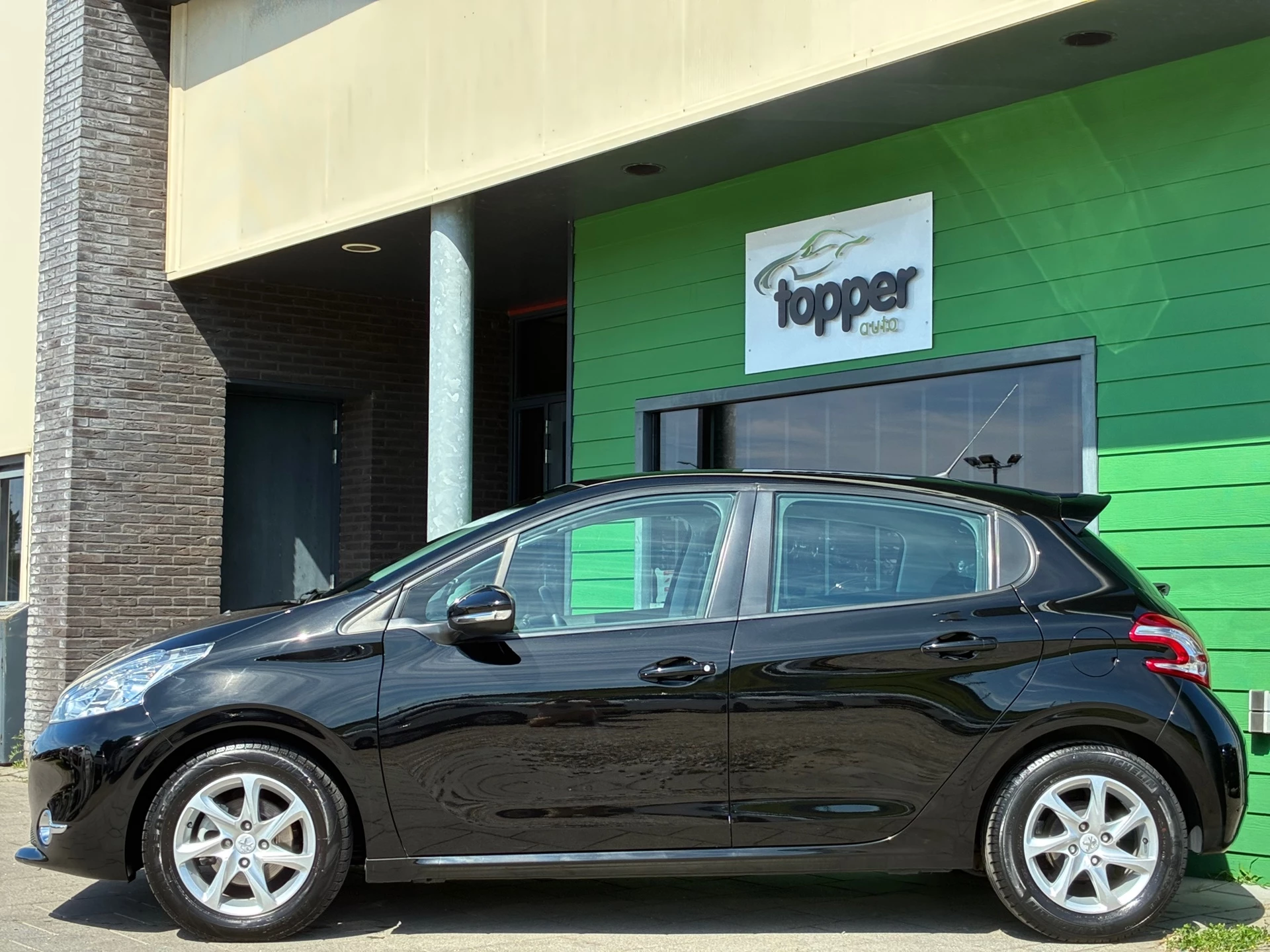 Hoofdafbeelding Peugeot 208