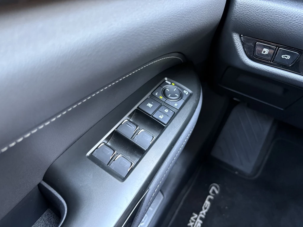 Hoofdafbeelding Lexus NX