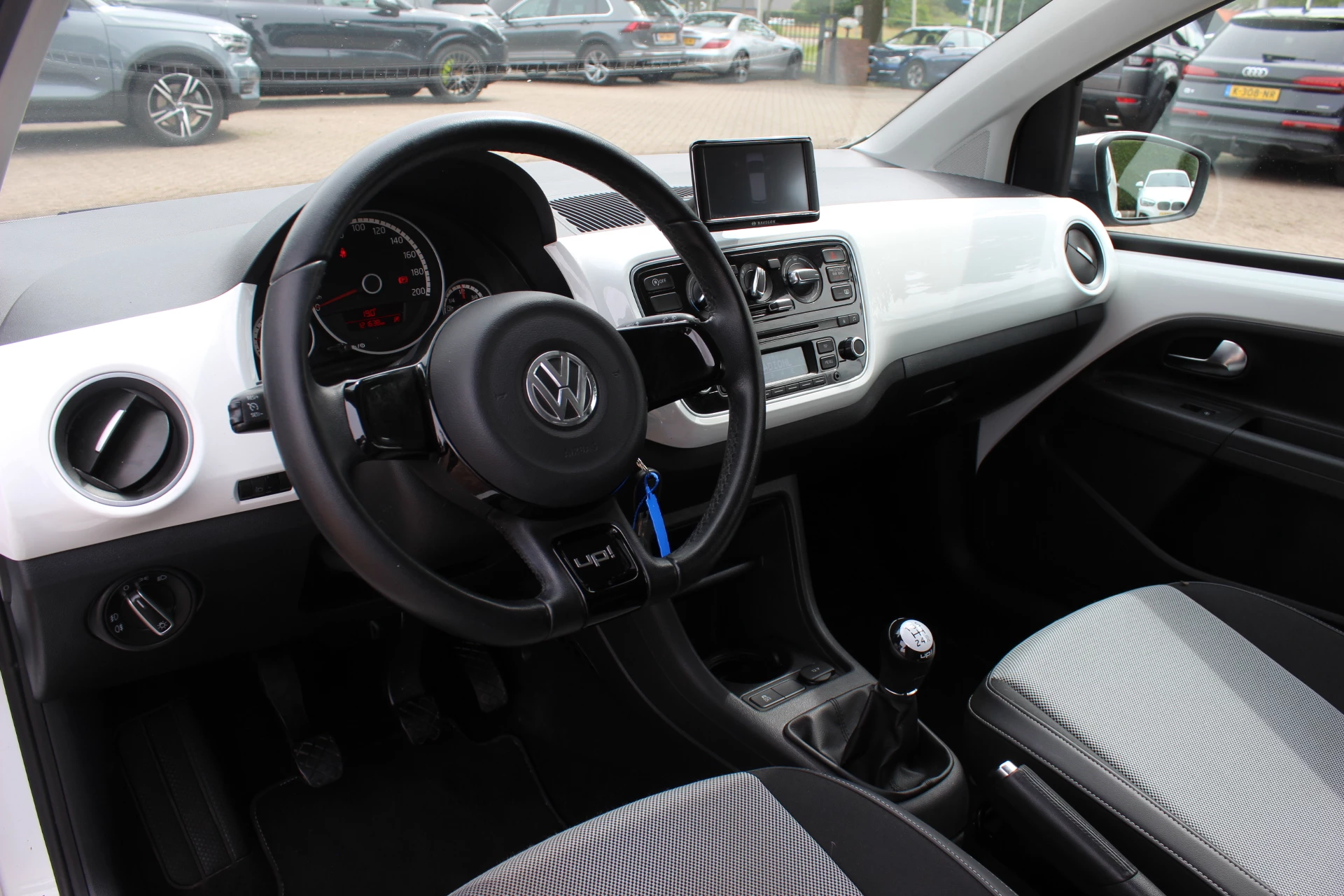 Hoofdafbeelding Volkswagen up!