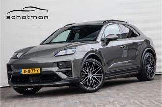 Hoofdafbeelding Porsche Macan Porsche Macan Turbo Off-Road Design, Massage, Pano, Luchtvering VOL