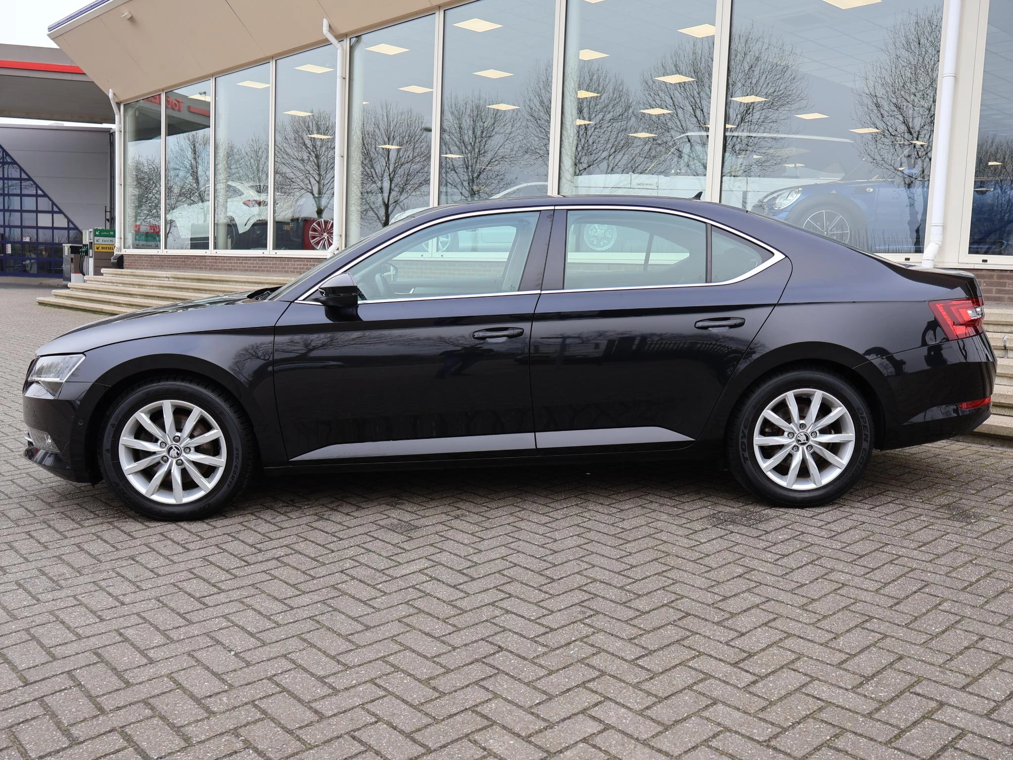 Hoofdafbeelding Škoda Superb