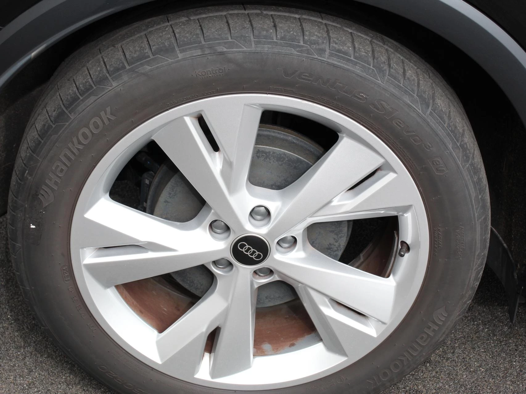 Hoofdafbeelding Audi Q4 e-tron