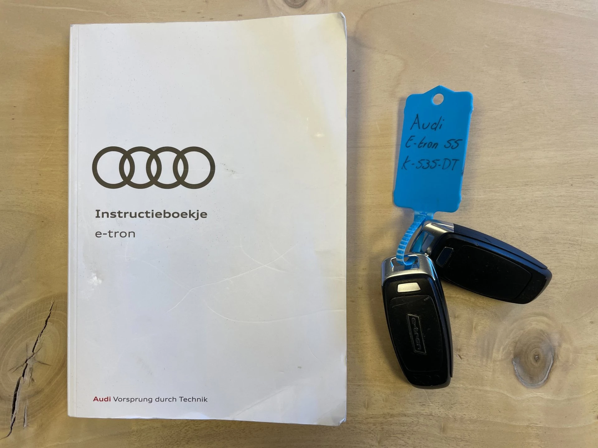 Hoofdafbeelding Audi e-tron