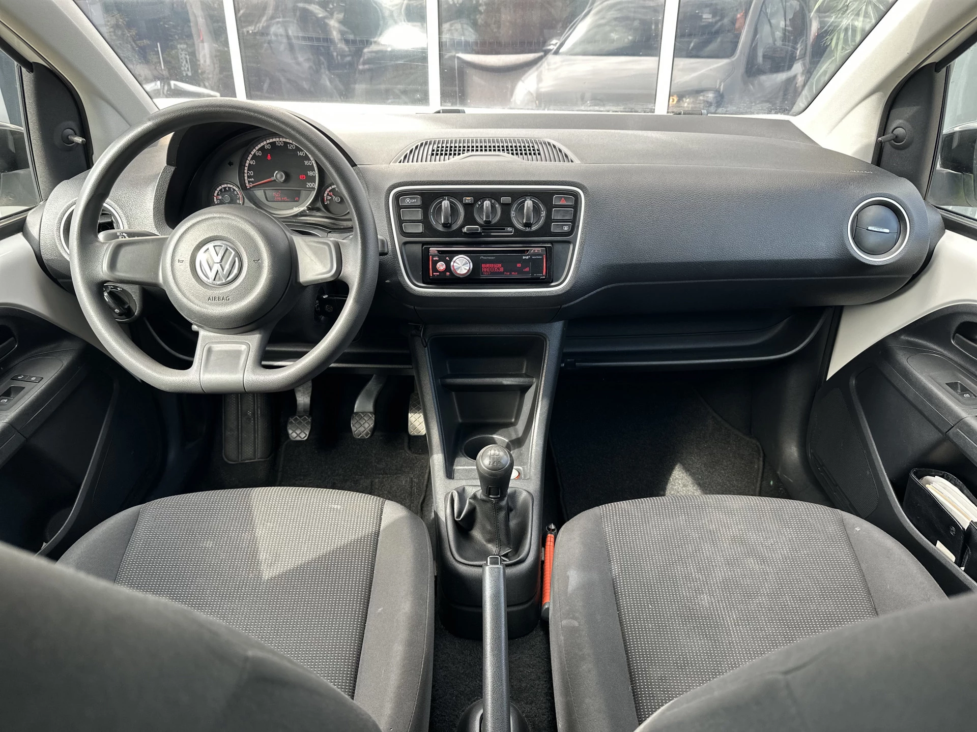 Hoofdafbeelding Volkswagen up!