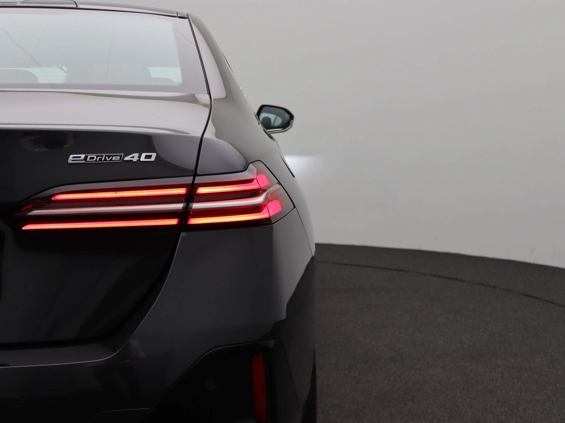 Hoofdafbeelding BMW i5