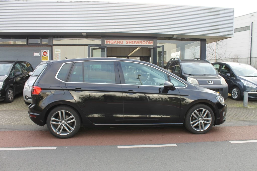 Hoofdafbeelding Volkswagen Golf Sportsvan
