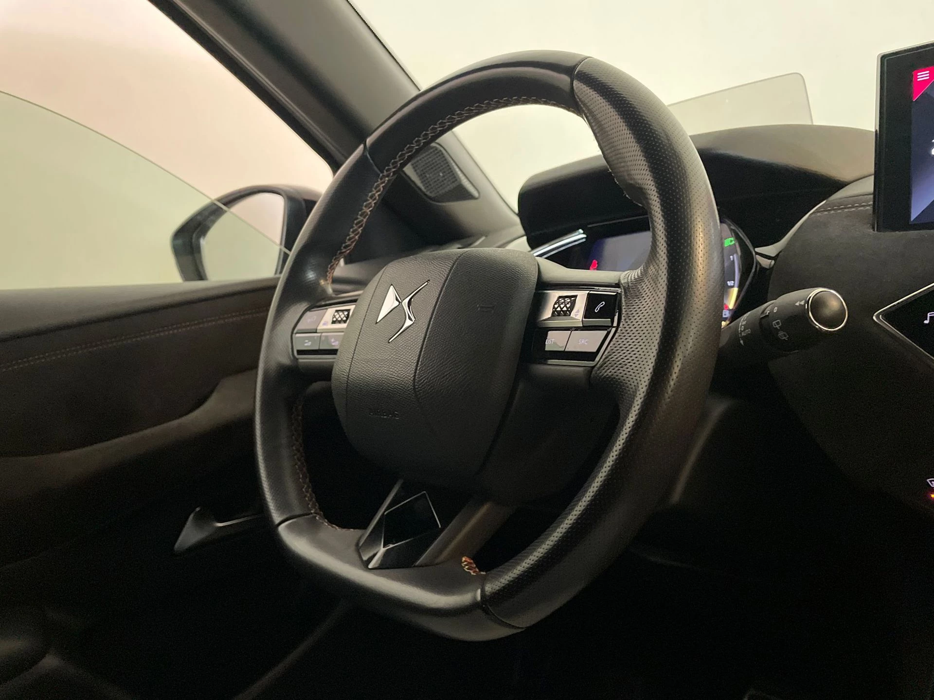 Hoofdafbeelding DS DS 3