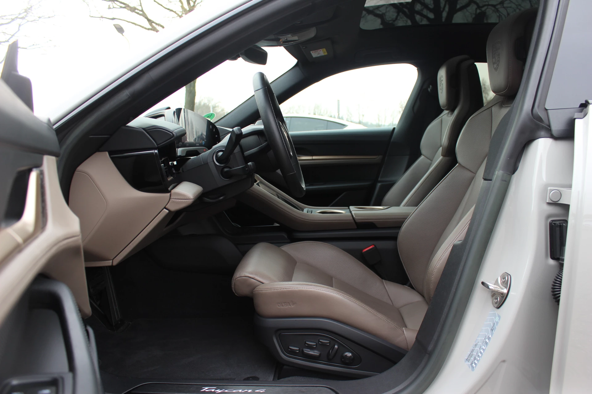 Hoofdafbeelding Porsche Taycan