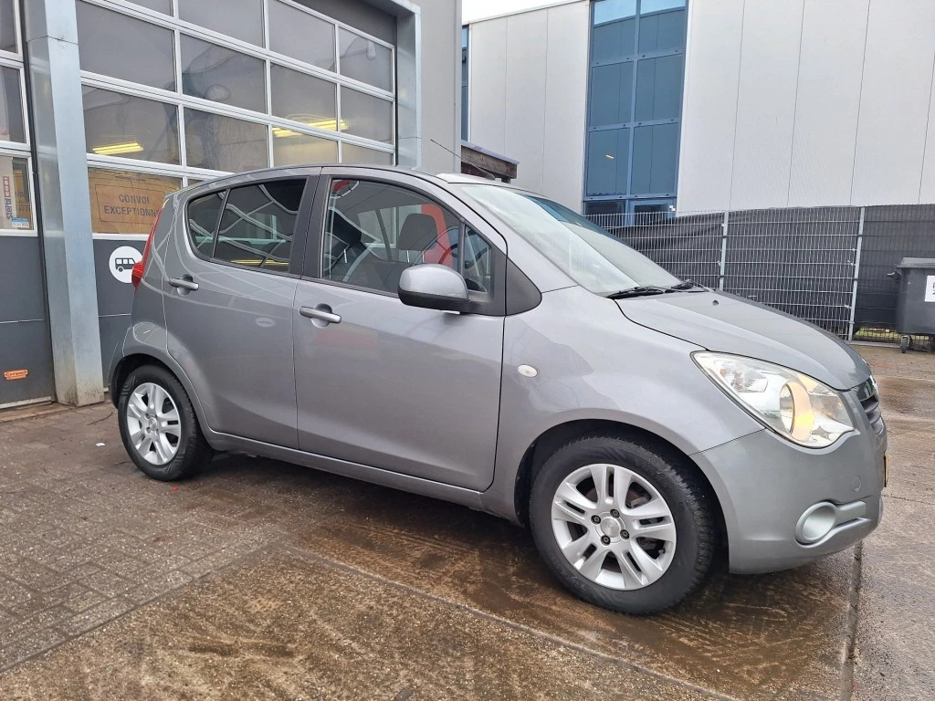 Hoofdafbeelding Opel Agila