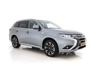 Mitsubishi Outlander 2.0 PHEV Instyle AWD Aut.*FULL-LED | FULL-LEATHER | SURROUND-VIEW | KEYLESS | CAMERA | NAVI-FULLMAP | ROCKFORD-AUDIO | SHIFT-PADDLES | ECC | PDC | CRUISE | COMFORT-SEATS | 18''ALU*