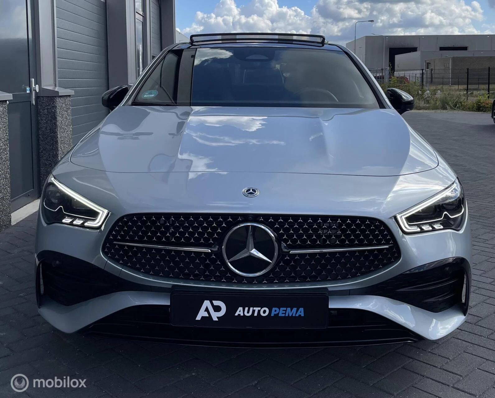 Hoofdafbeelding Mercedes-Benz CLA