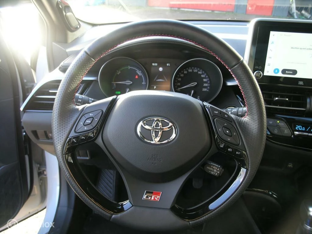 Hoofdafbeelding Toyota C-HR