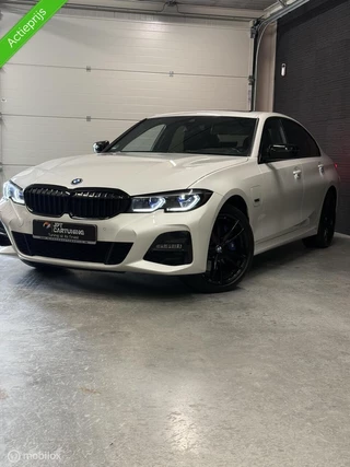 BMW 330e xDrive High Executive| M Sport |HUD |Pano| xDrive