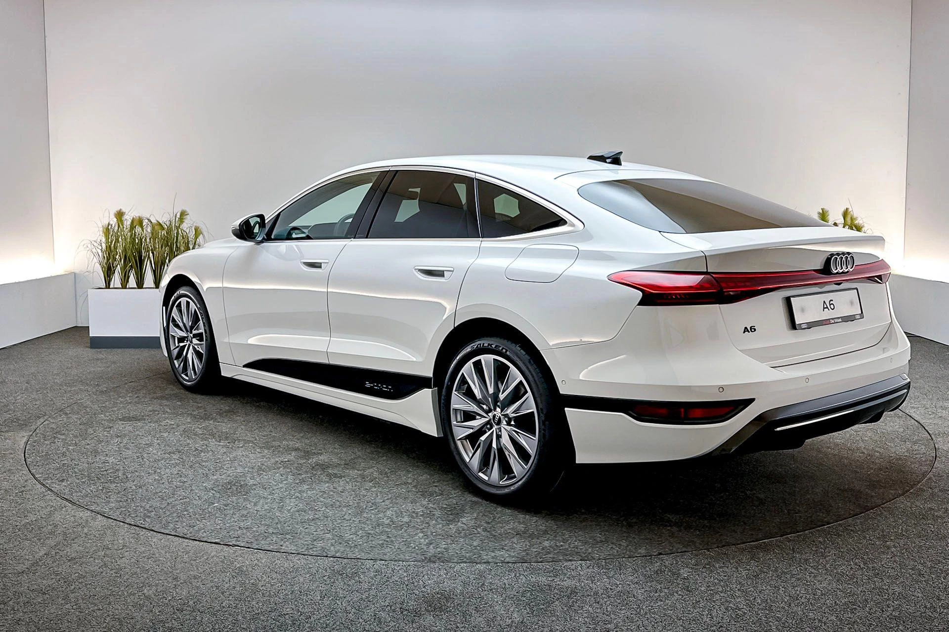 Hoofdafbeelding Audi A6 e-tron