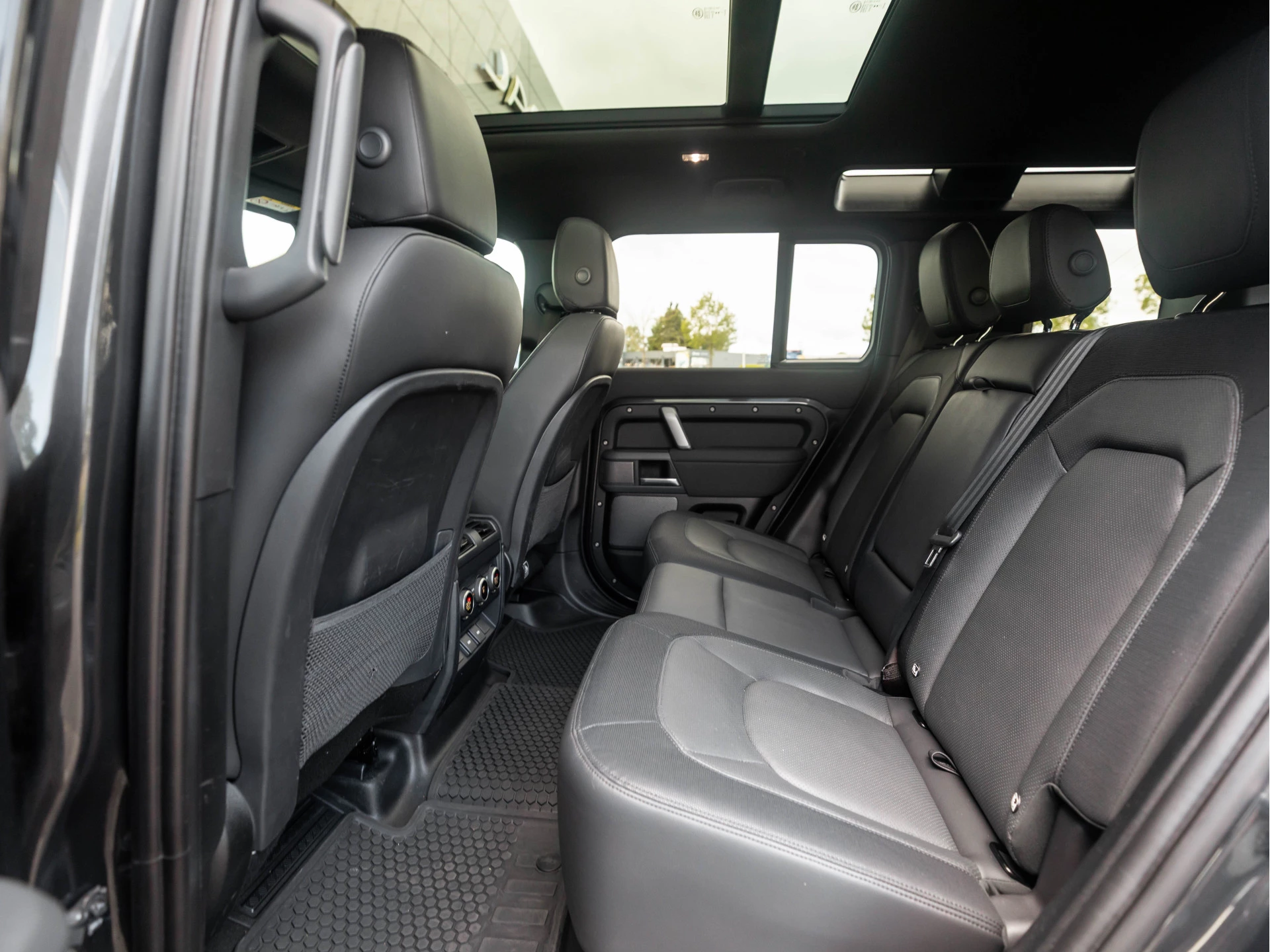 Hoofdafbeelding Land Rover Defender